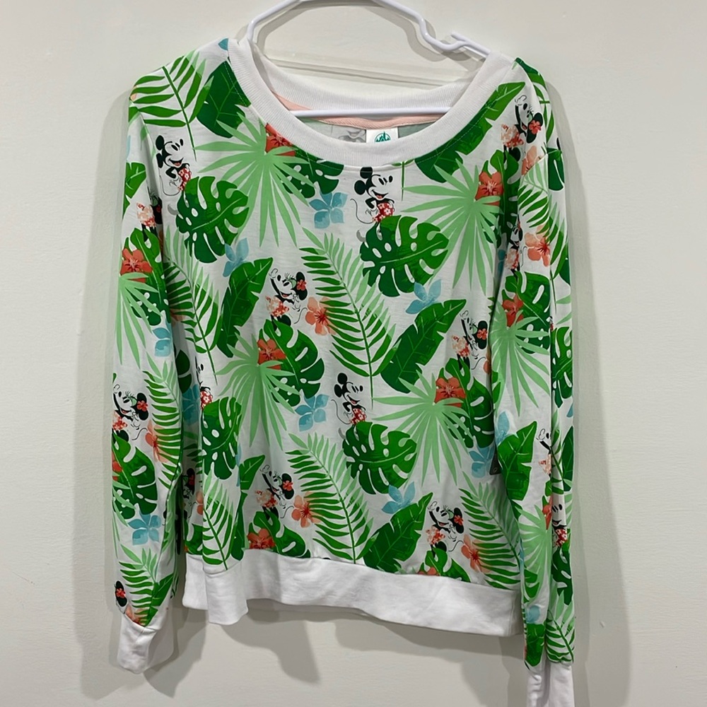 NWT Disney Hawaiian long sleeve